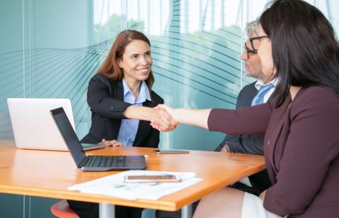 Virtual Legal Assistant Benefits for Immigration Law Firms – Enhancing client engagement with proactive communication and trust.