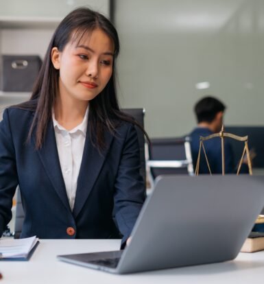 Law firm virtual assistant services for paralegals, legal assistants, and efficiency strategies for law firms