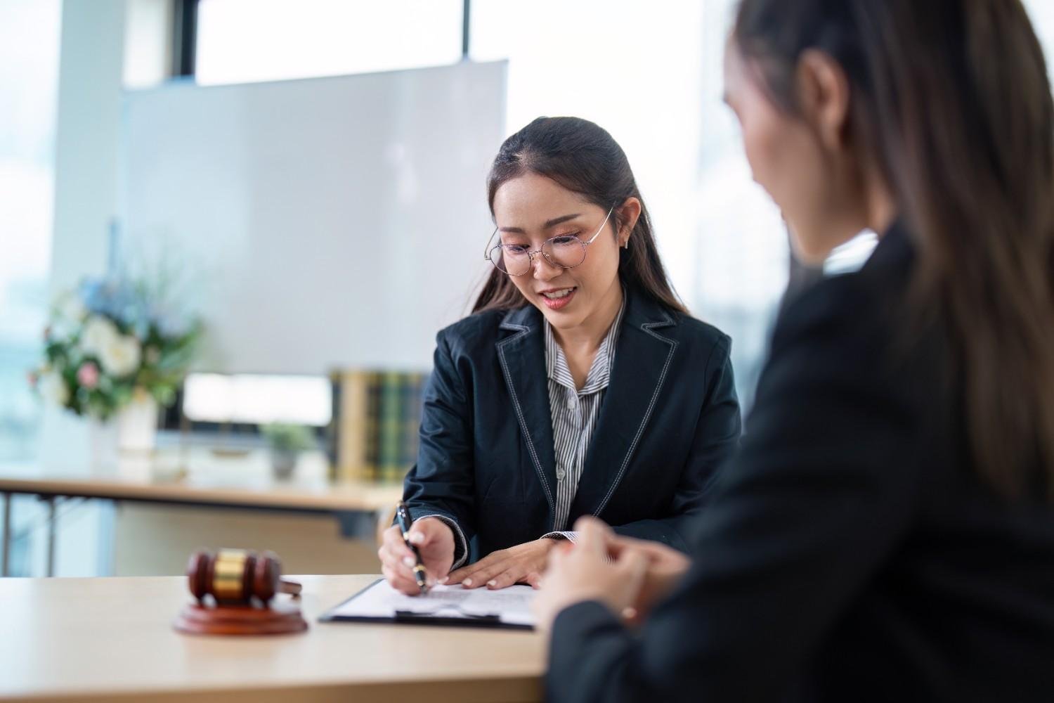 Virtual Legal Assistant helping with EB-1 and O-1 visa documentation for streamlined and accurate immigration petition preparation.