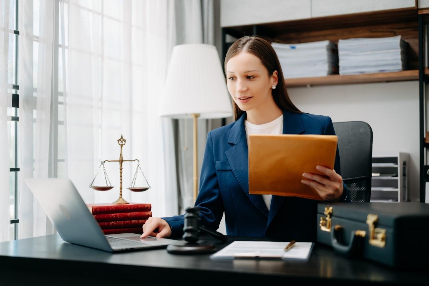 Virtual Legal Assistant for Complex Litigation – A professional assisting with legal documents, research, and case management.